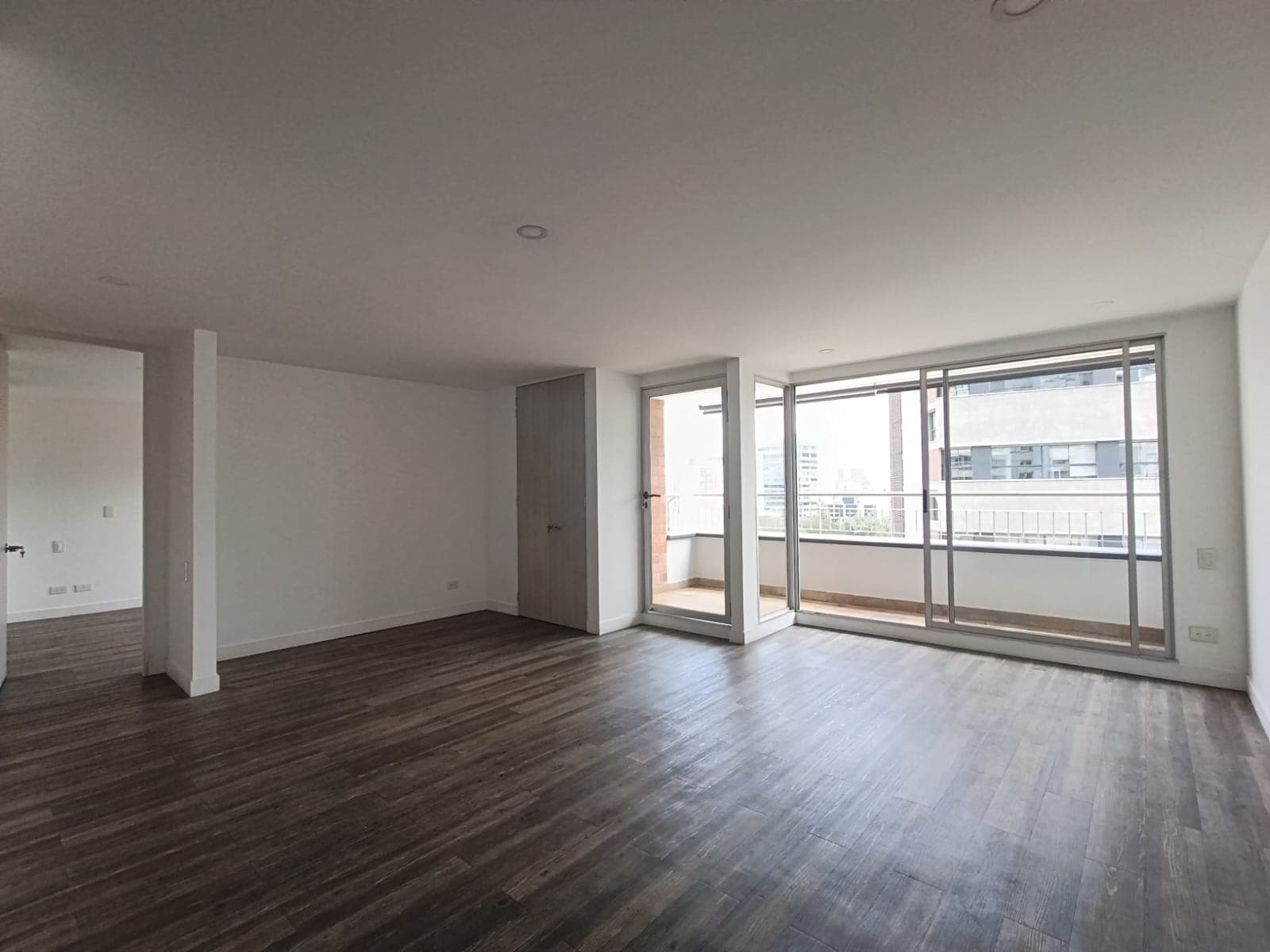 Apartamento En Arriendo En Los Balsos, Medellín
