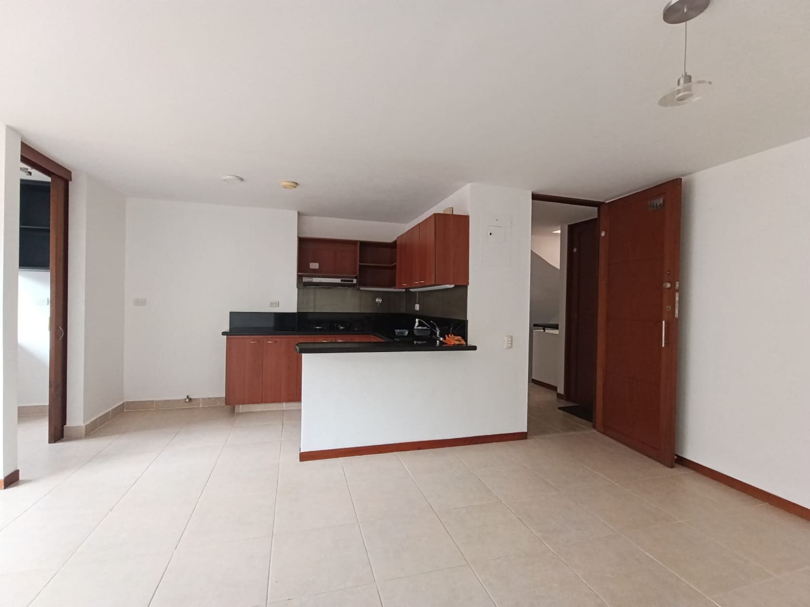 Apartamento en arriendo en Cumbres, Envigado — foto 2 de 20