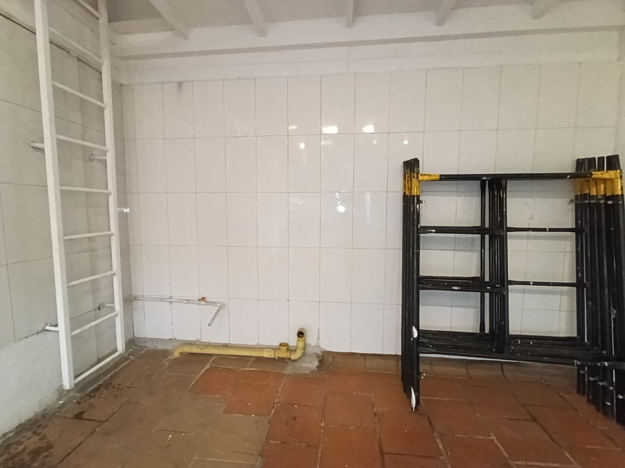 Local en arriendo en Medellín — foto 3 de 18