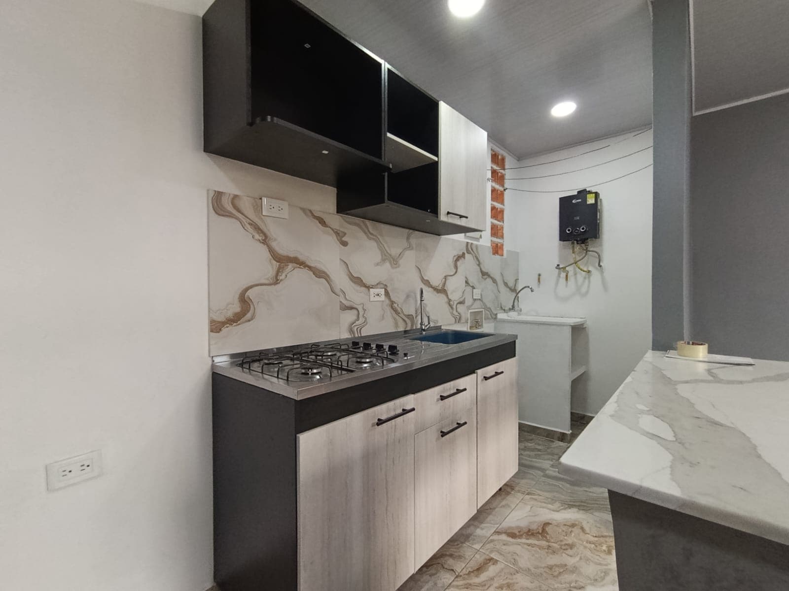 Apartamento en arriendo en Bombona, Centro, Medellín — foto 3 de 12