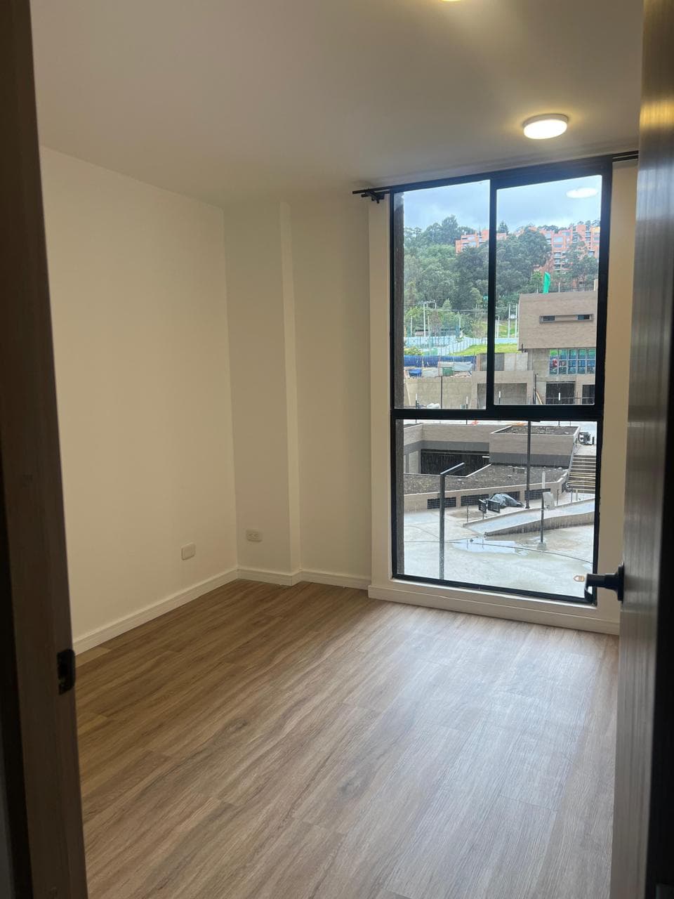 Apartaestudio en arriendo en Colina Campestre, Suba, Bogotá, D.C. — foto 4 de 10