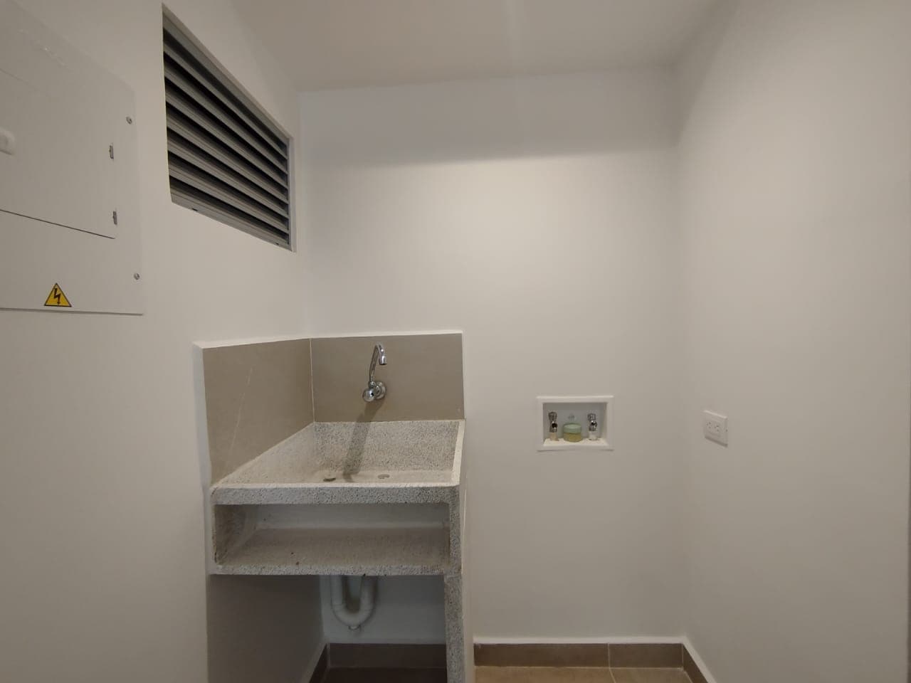 Apartamento en arriendo en Barro Blanco Rio Negro, Rionegro — foto 3 de 13