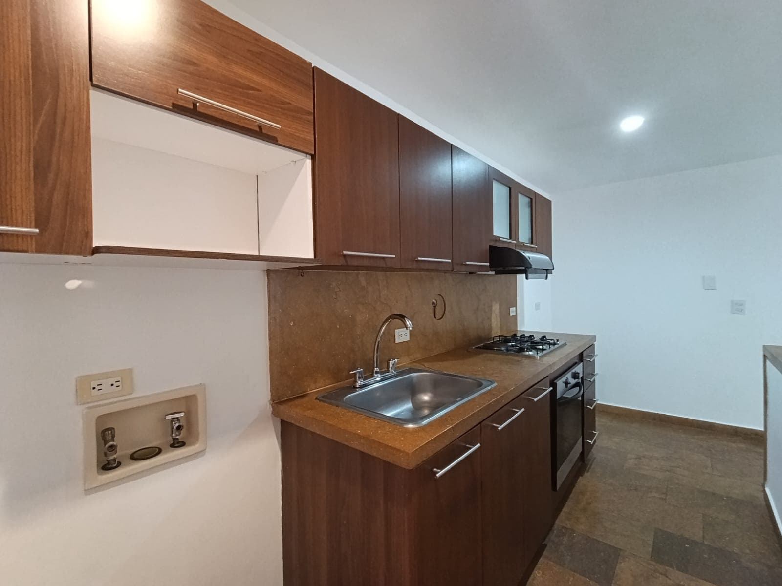 Apartamento en arriendo en Loma del Escobero Envigado — foto 3 de 16