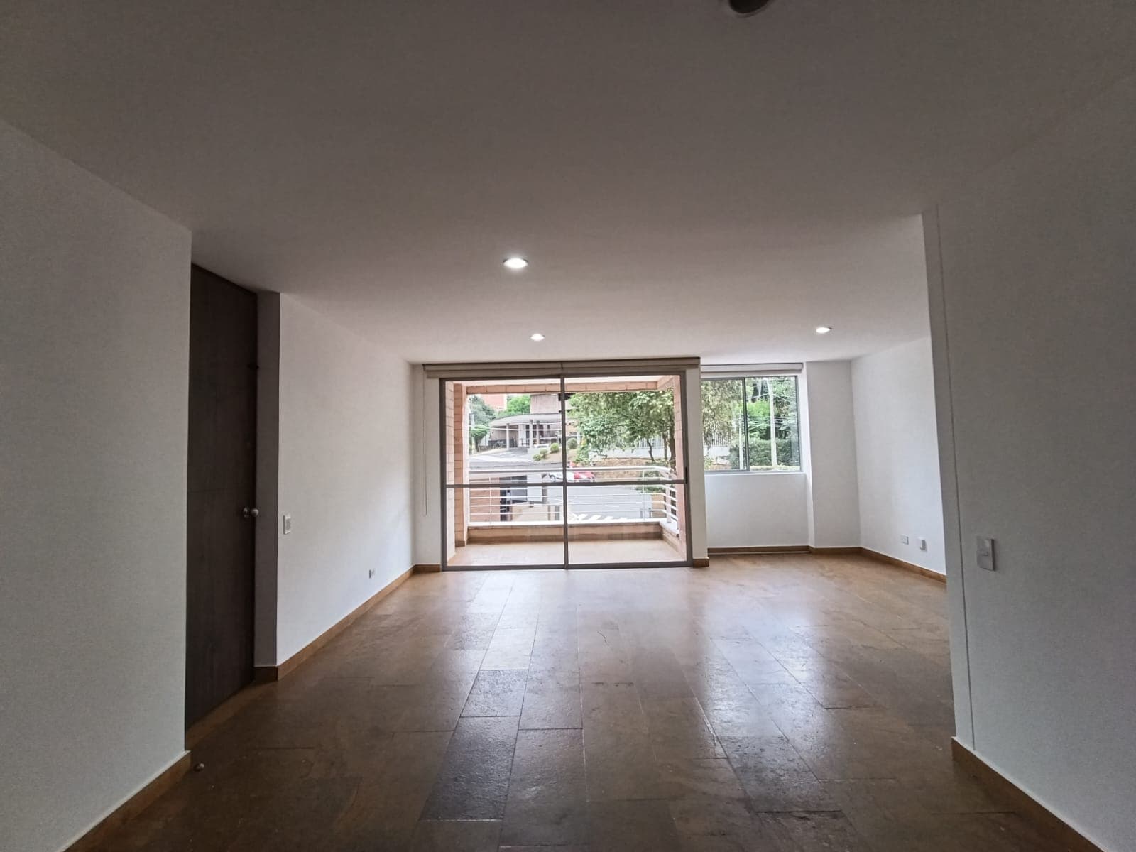 Apartamento en arriendo en Loma del Escobero Envigado — foto 4 de 16