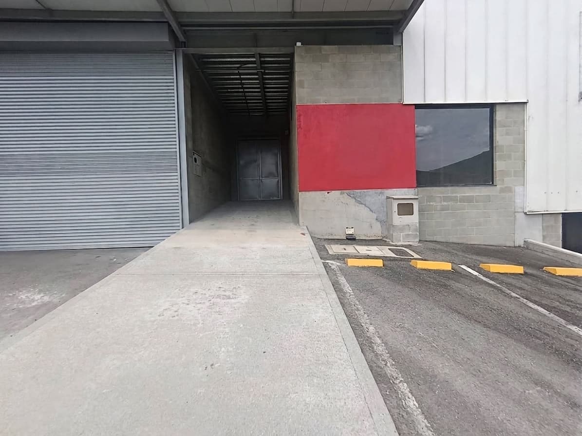 Bodega en arriendo en Vereda El Noral, Copacabana — foto 1 de 19