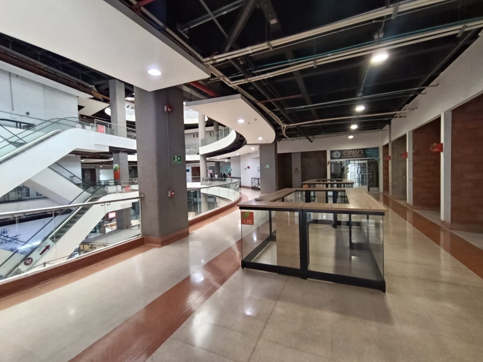 Local en arriendo en Centro Itagui — foto 1 de 13