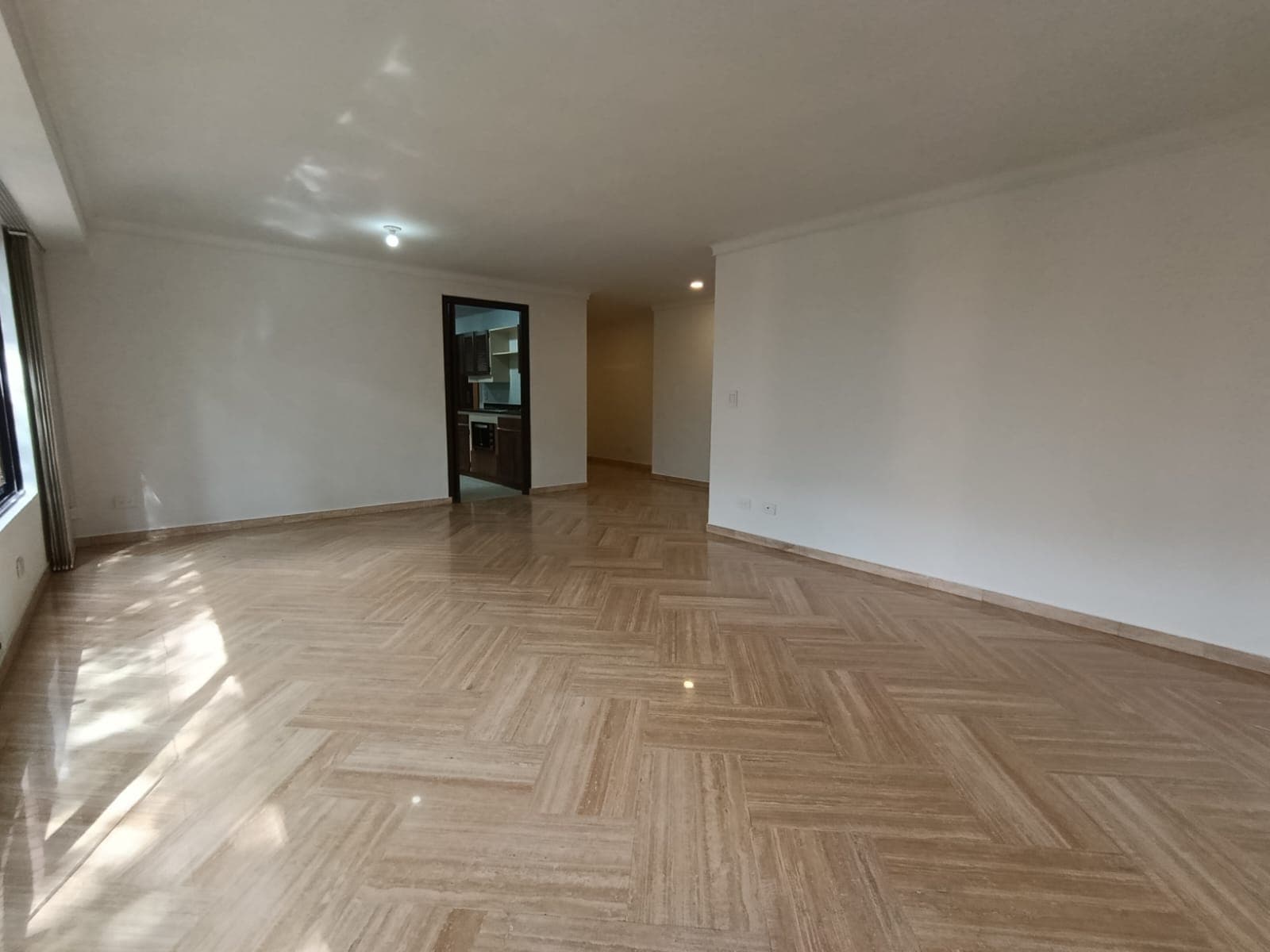 Apartamento en arriendo en Medellín — foto 3 de 19