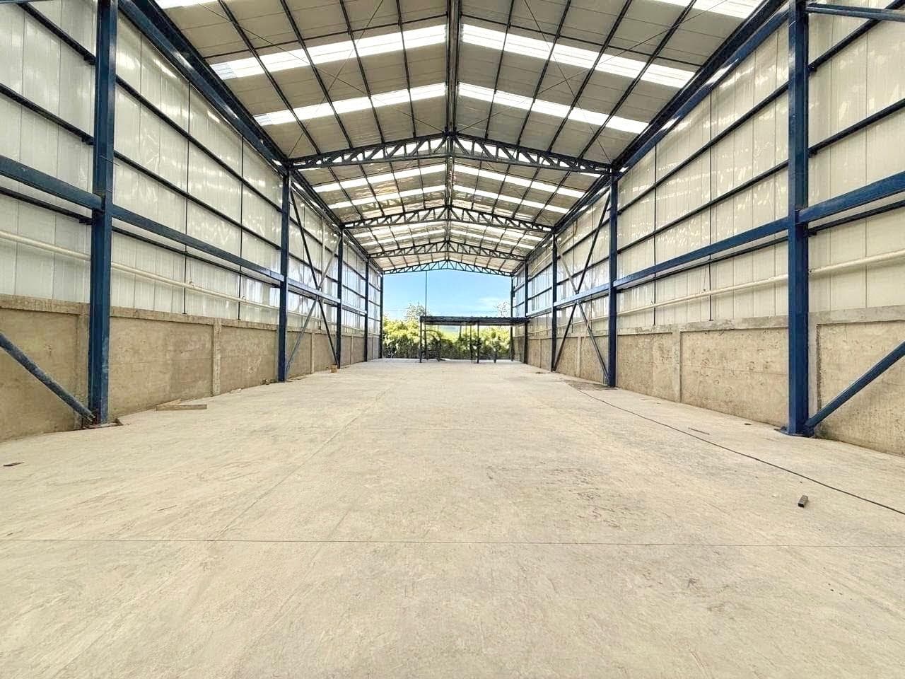 Bodega en arriendo en Vereda Tribunas, Vía Armenia, Pereira — foto 2 de 10