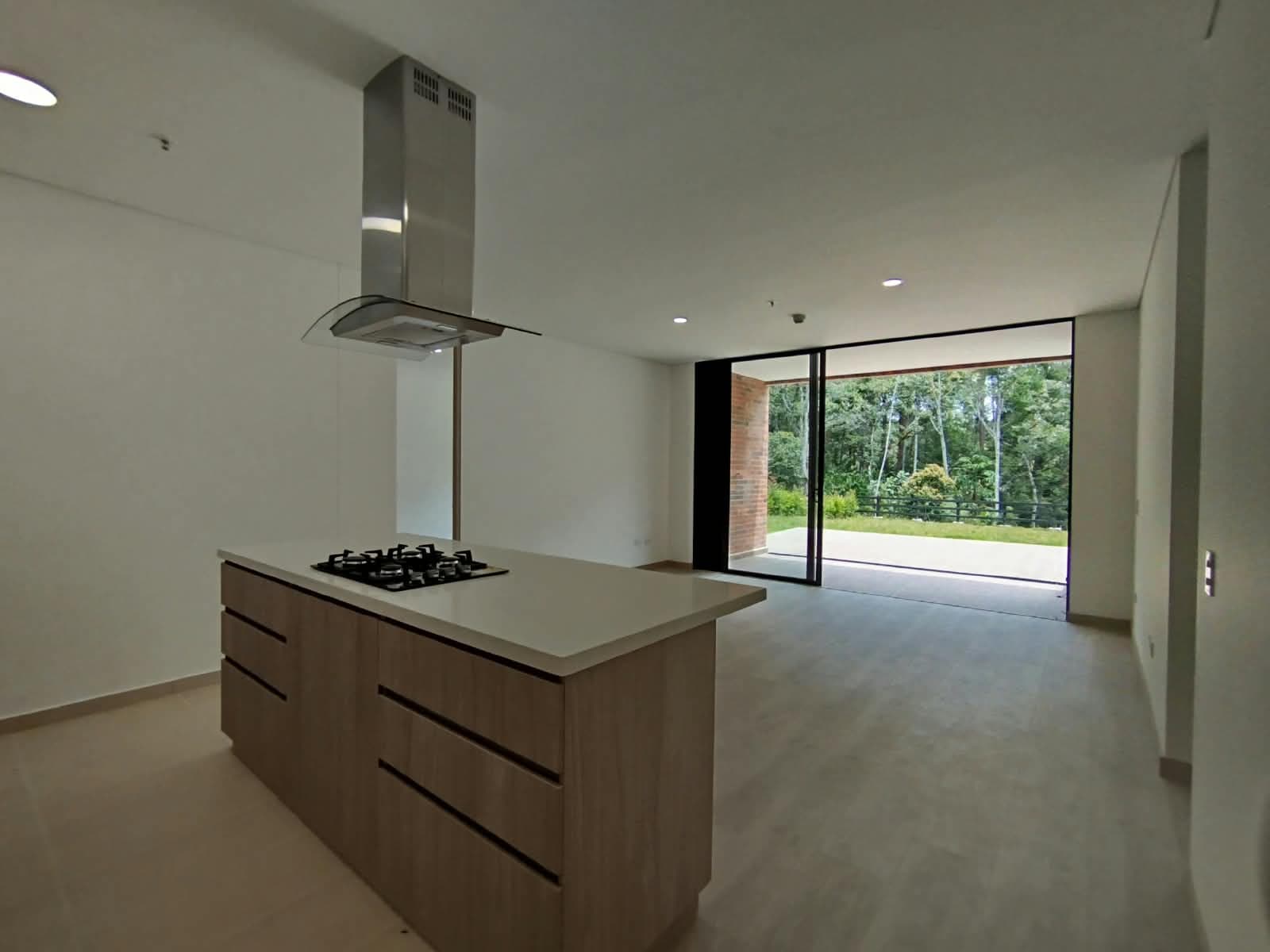 Apartamento en arriendo en El Retiro — foto 2 de 20