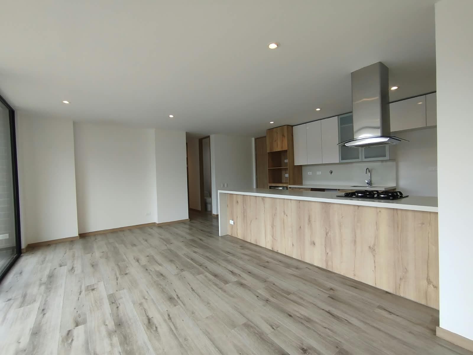 Apartamento en arriendo en El Retiro — foto 2 de 17