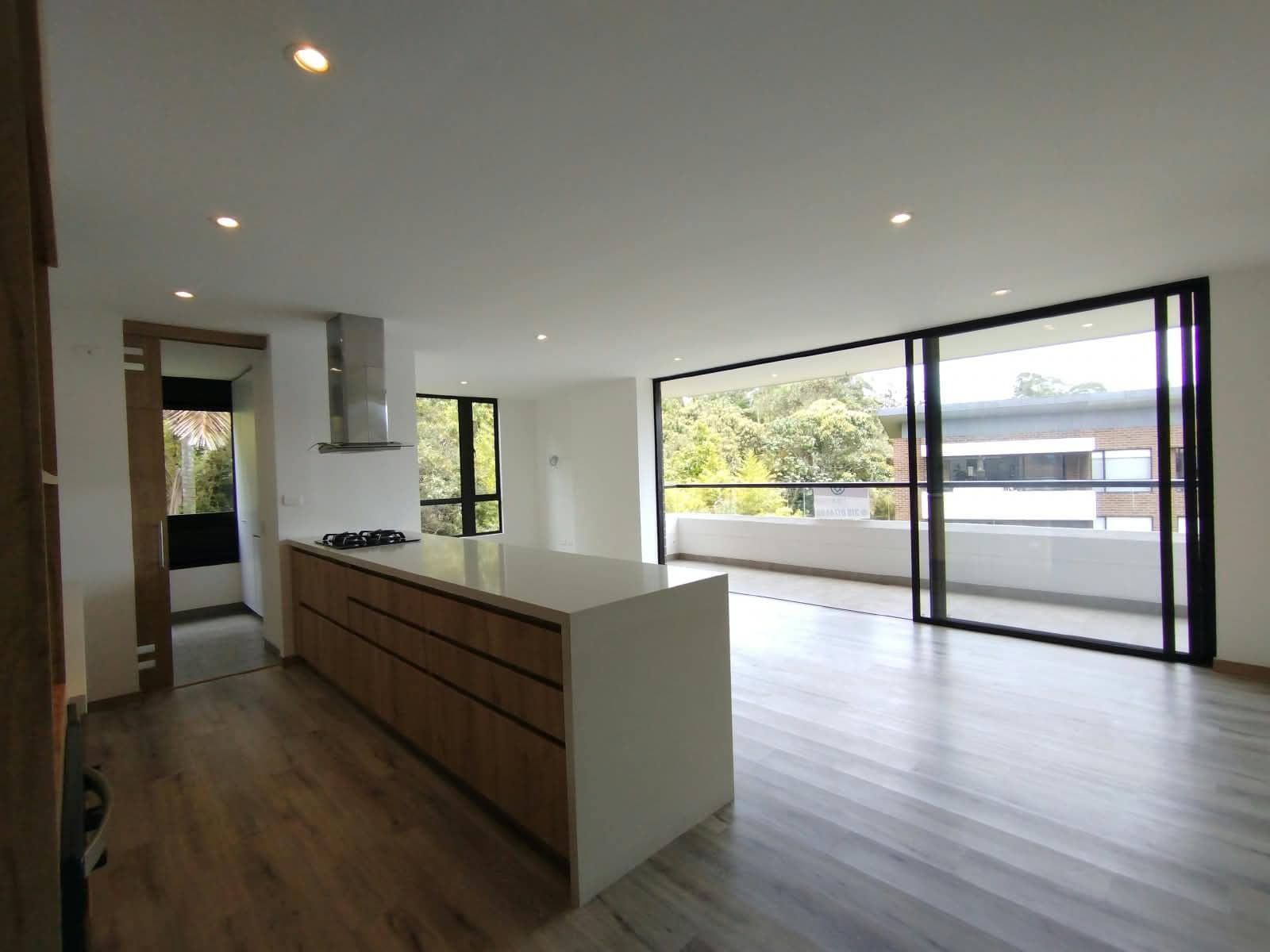 Apartamento en arriendo en El Retiro — foto 3 de 17