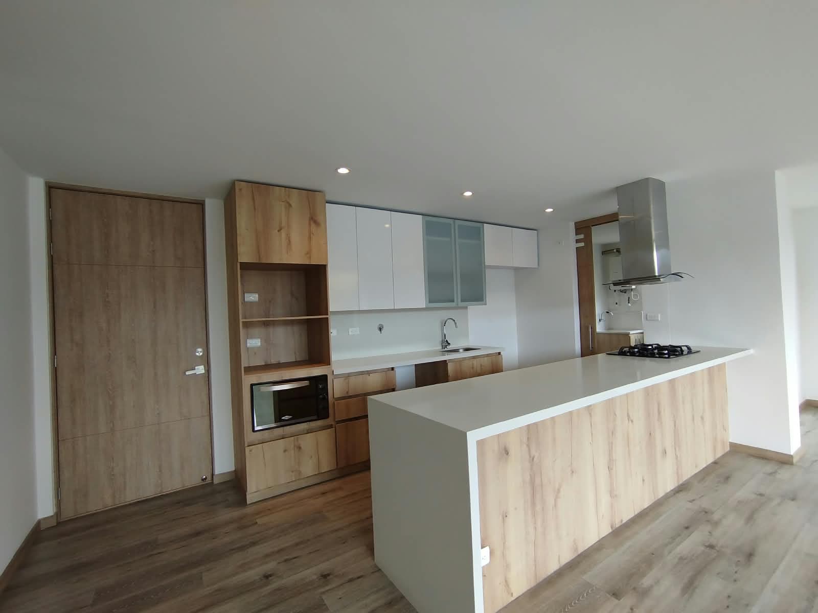 Apartamento en arriendo en El Retiro — foto 4 de 17