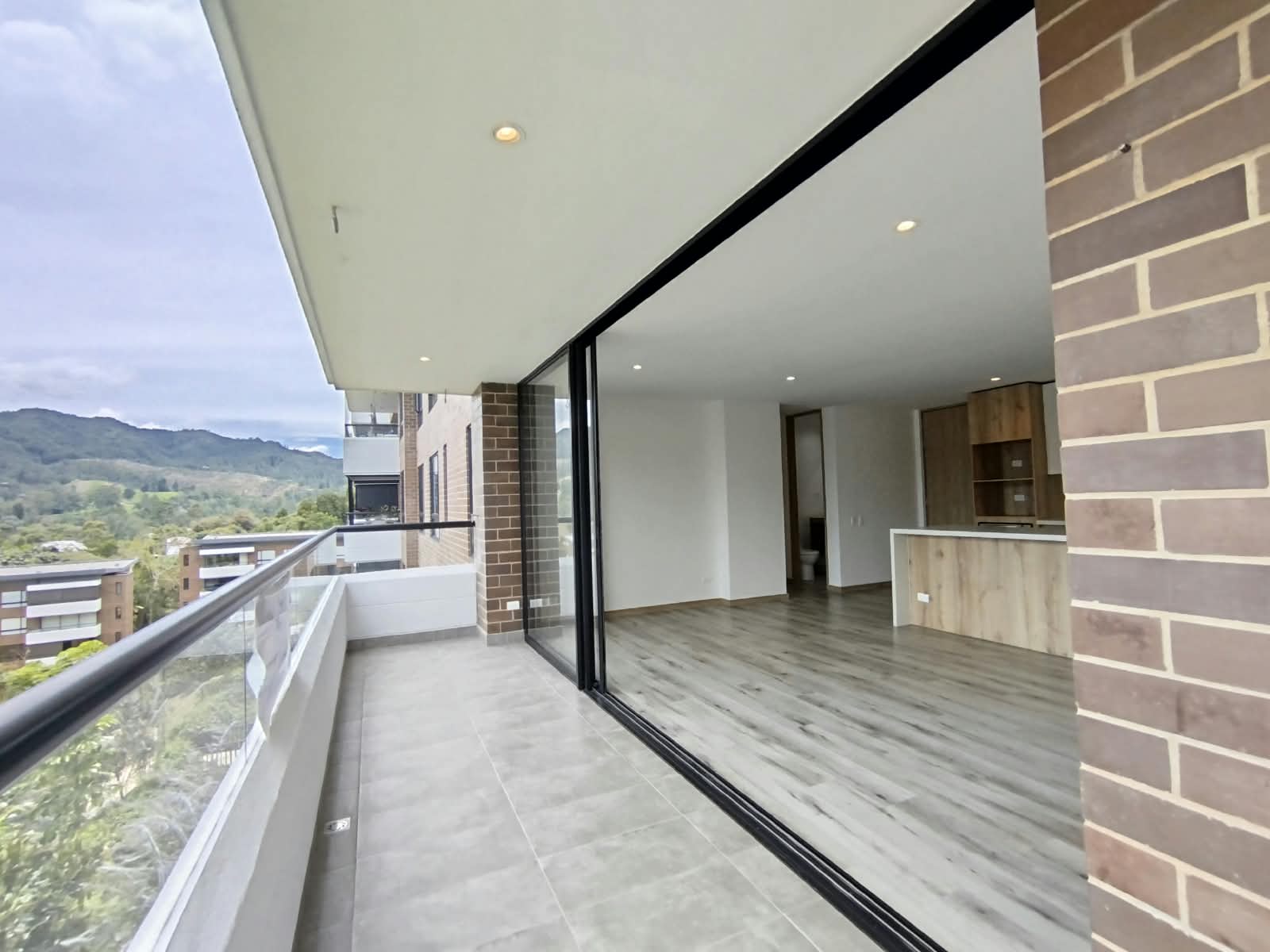 Apartamento en arriendo en El Retiro — foto 5 de 17
