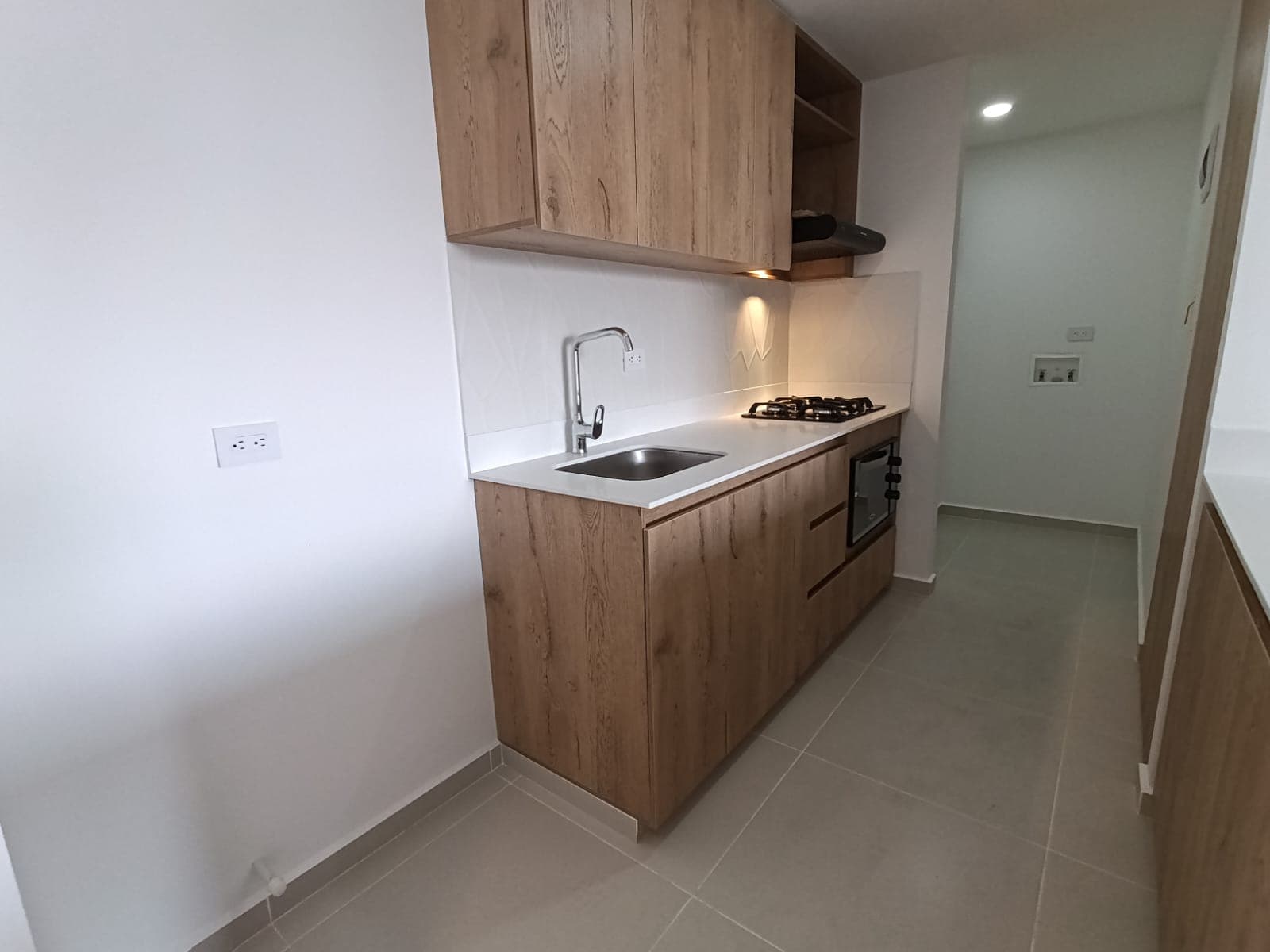 Apartamento en arriendo en San Germán, Robledo, Medellín — foto 2 de 11