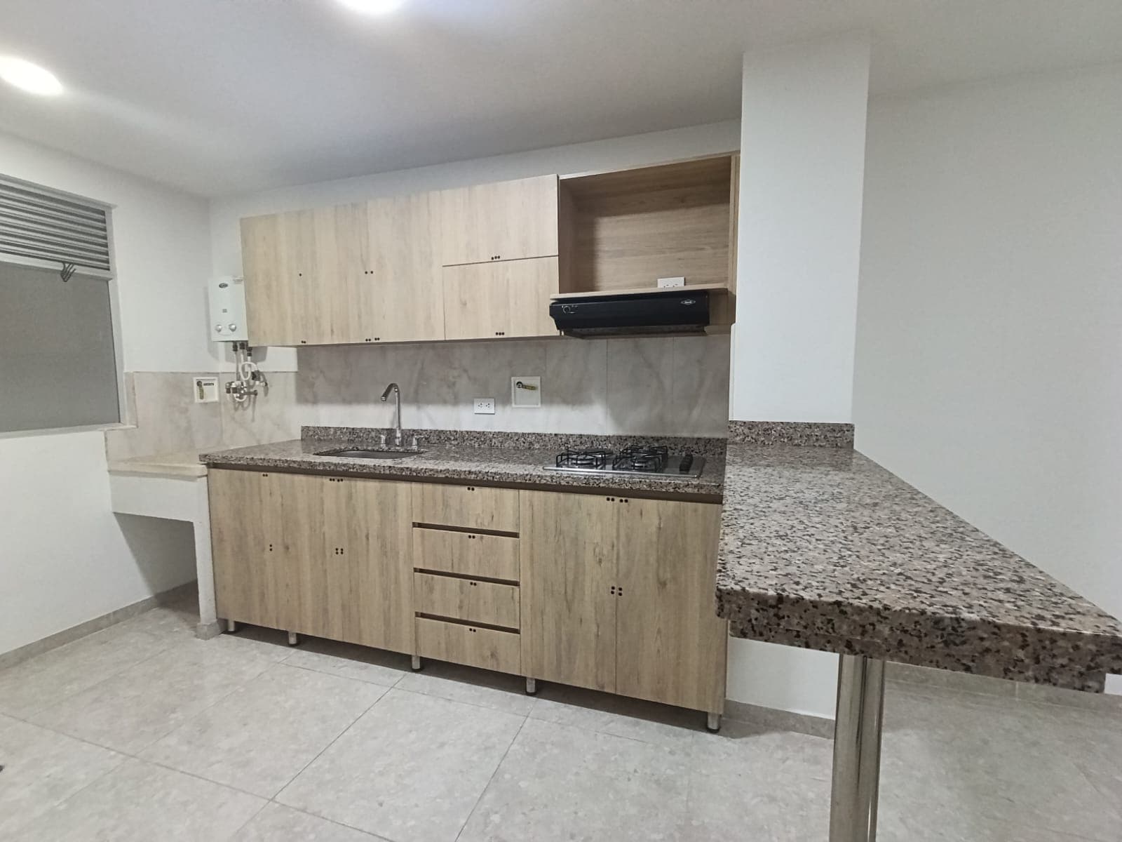 Apartamento en arriendo en Parque Sabaneta — foto 1 de 14
