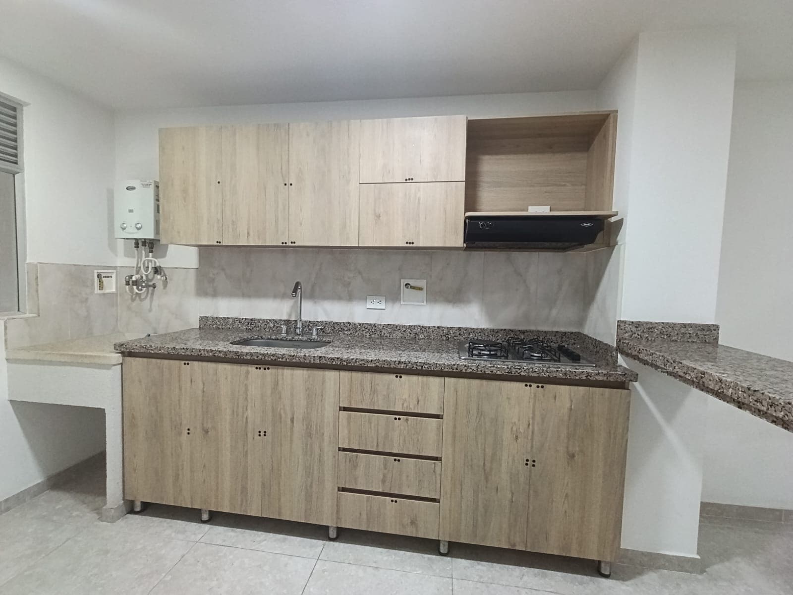 Apartamento en arriendo en Parque Sabaneta — foto 3 de 14