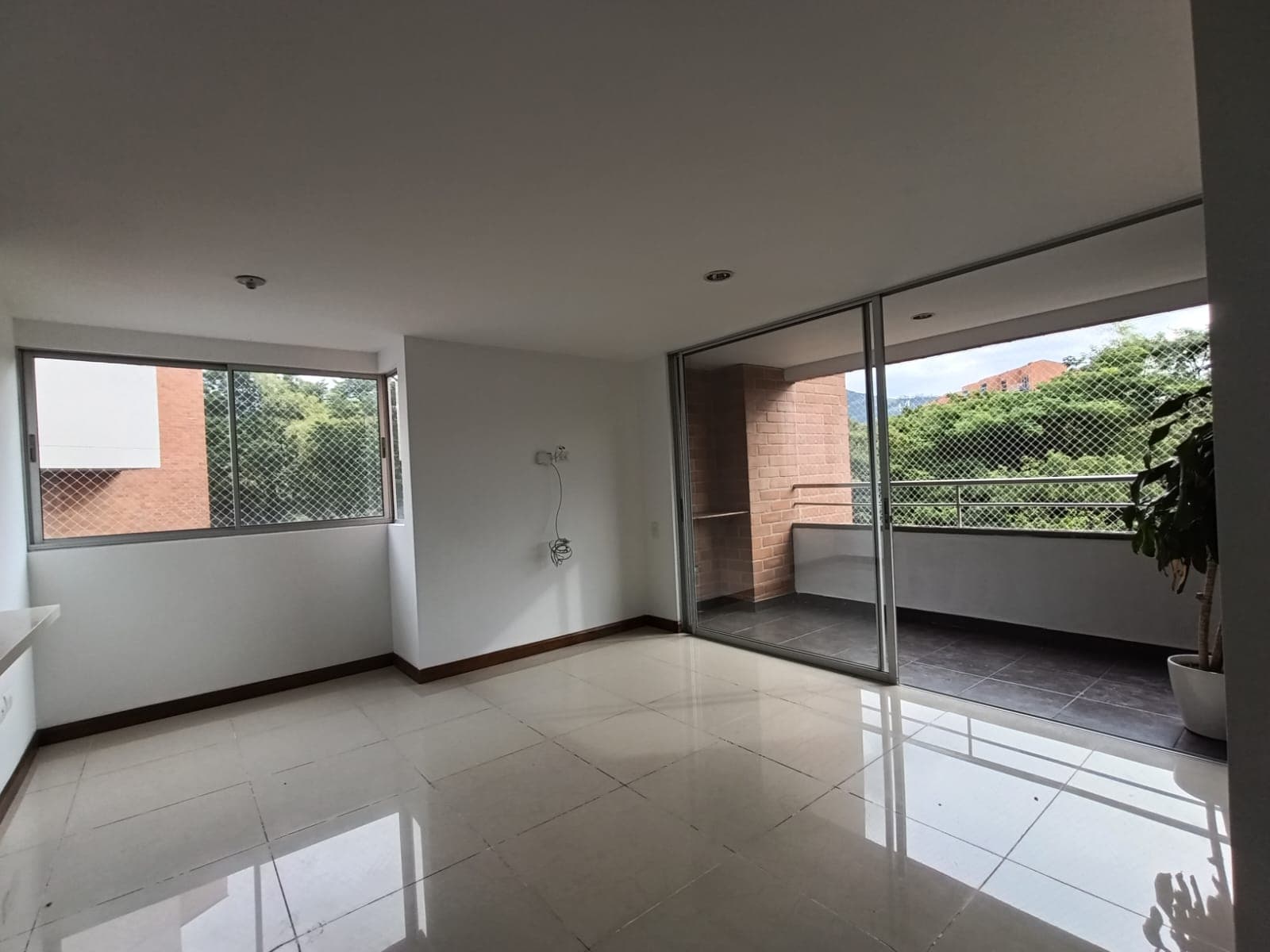 Apartamento en arriendo en Cumbres, Envigado — foto 3 de 20