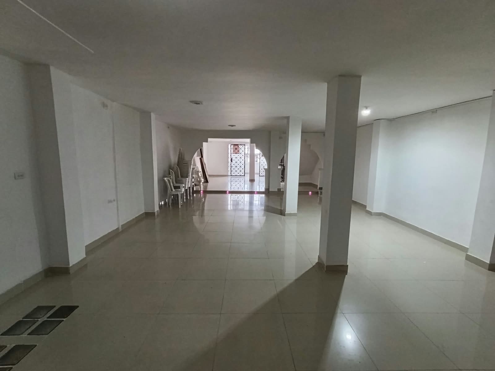 Casa Comercial en arriendo en Enciso, Centro, Medellín — foto 2 de 11