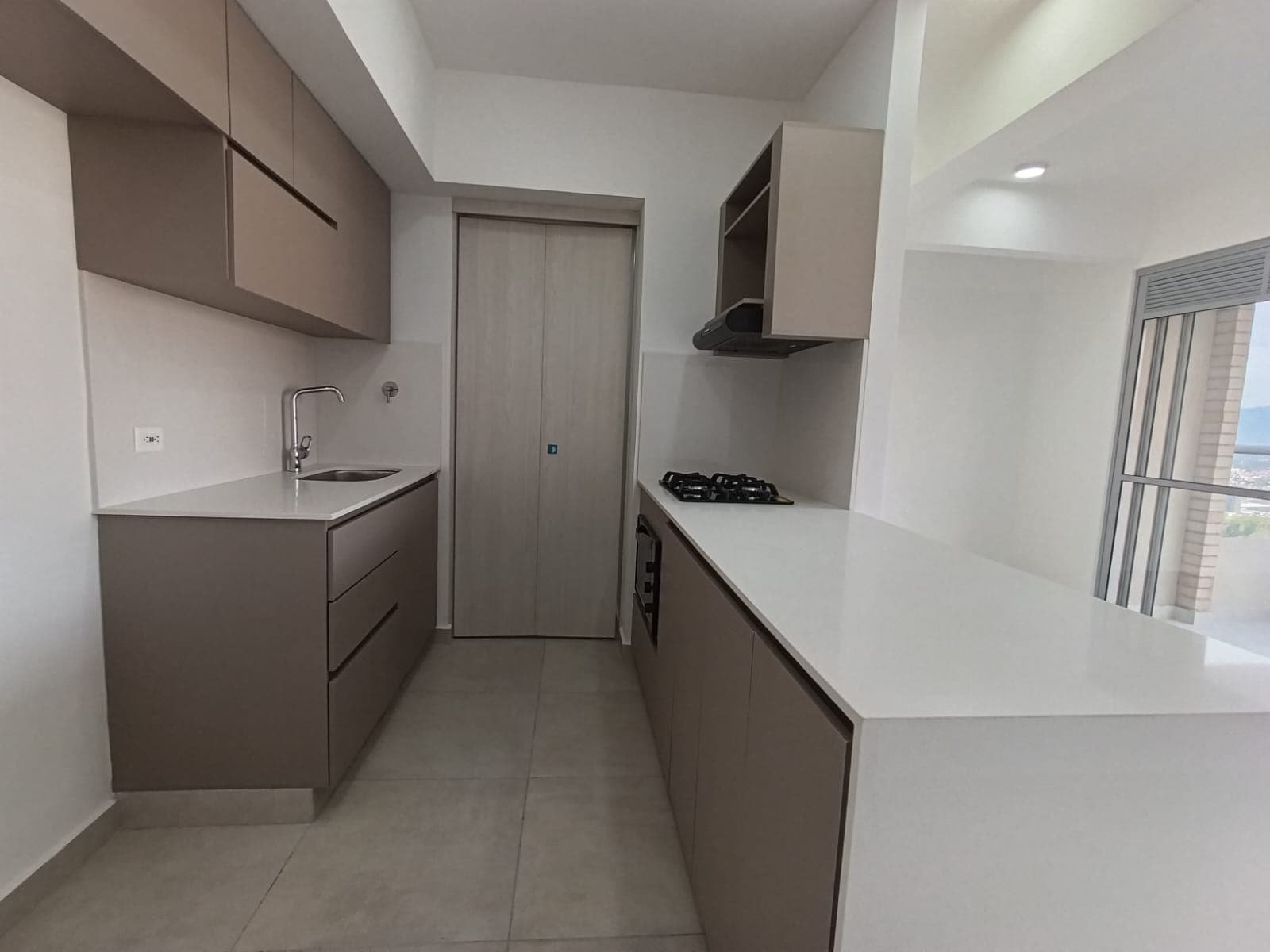 Apartamento en arriendo en Asdesillas Sabaneta — foto 2 de 20