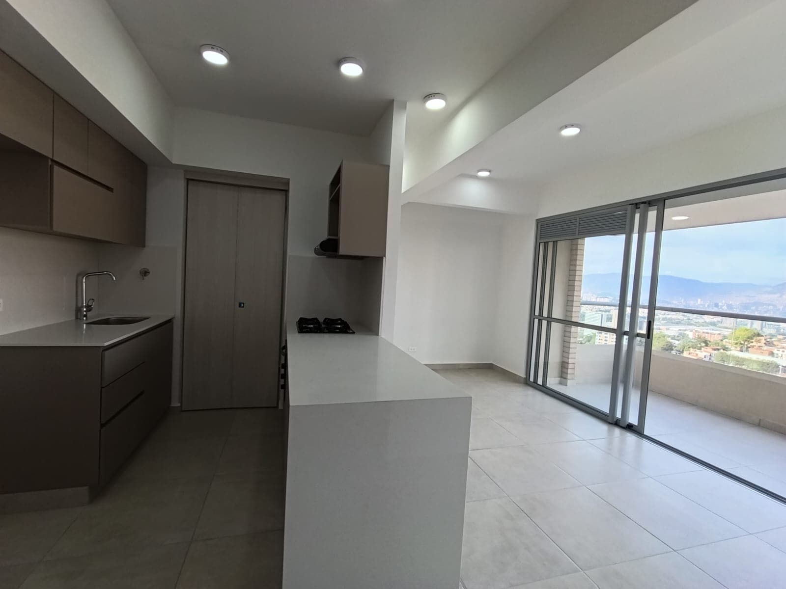 Apartamento en arriendo en Asdesillas Sabaneta — foto 5 de 20