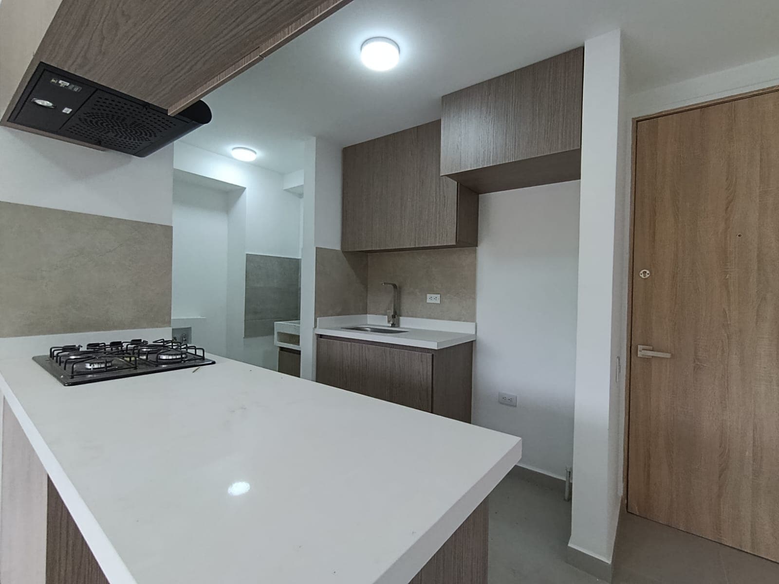 Apartamento en arriendo en El Carmen de Viboral — foto 1 de 12