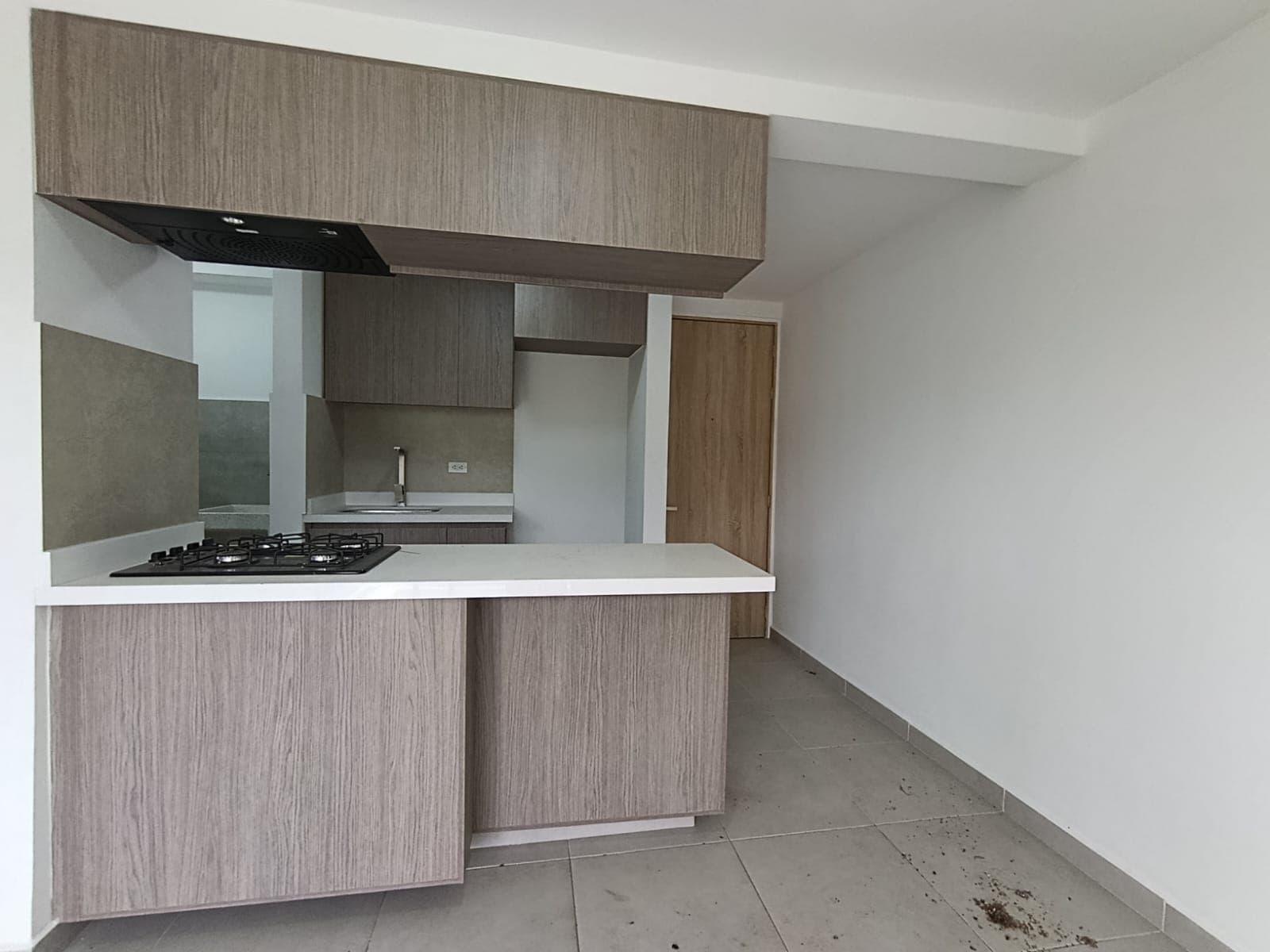 Apartamento en arriendo en El Carmen de Viboral — foto 3 de 12
