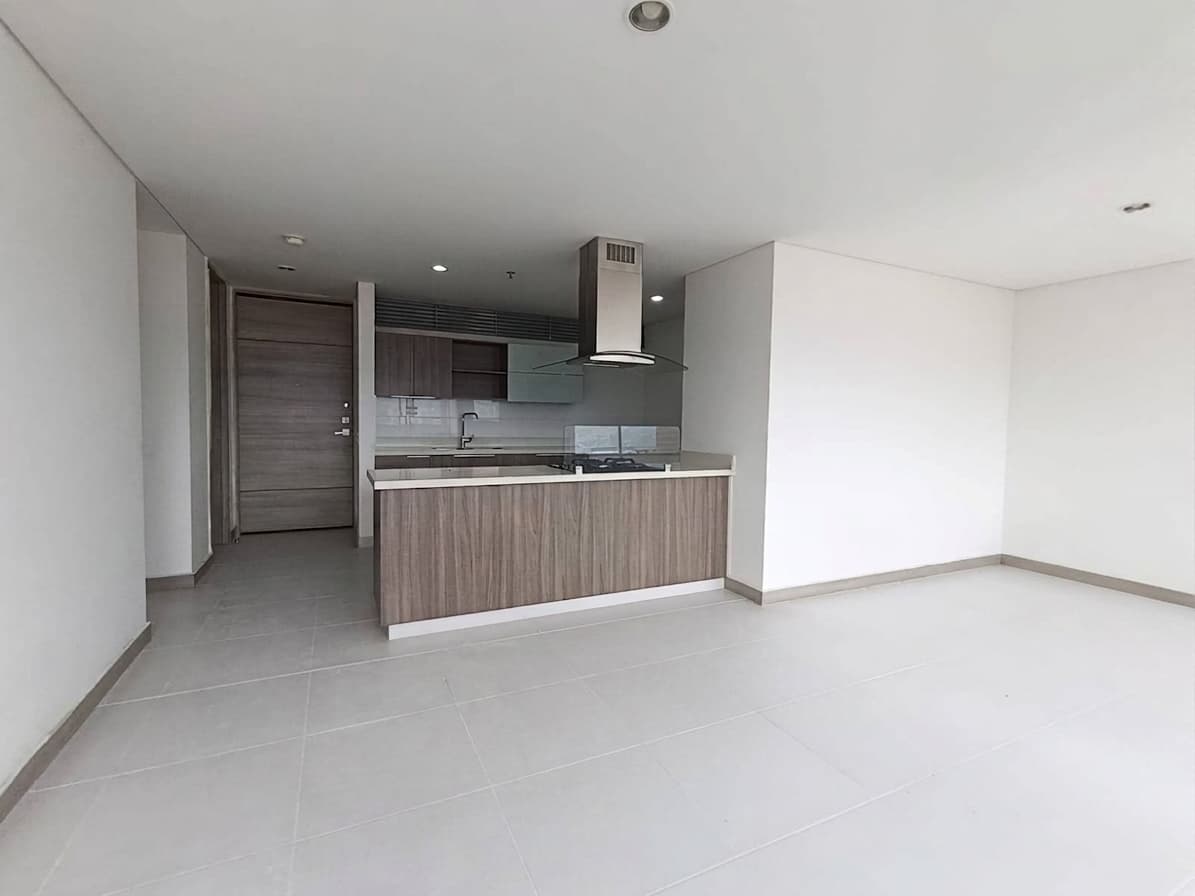 Apartamento en arriendo en Castropol, El Poblado, Medellín — foto 1 de 20
