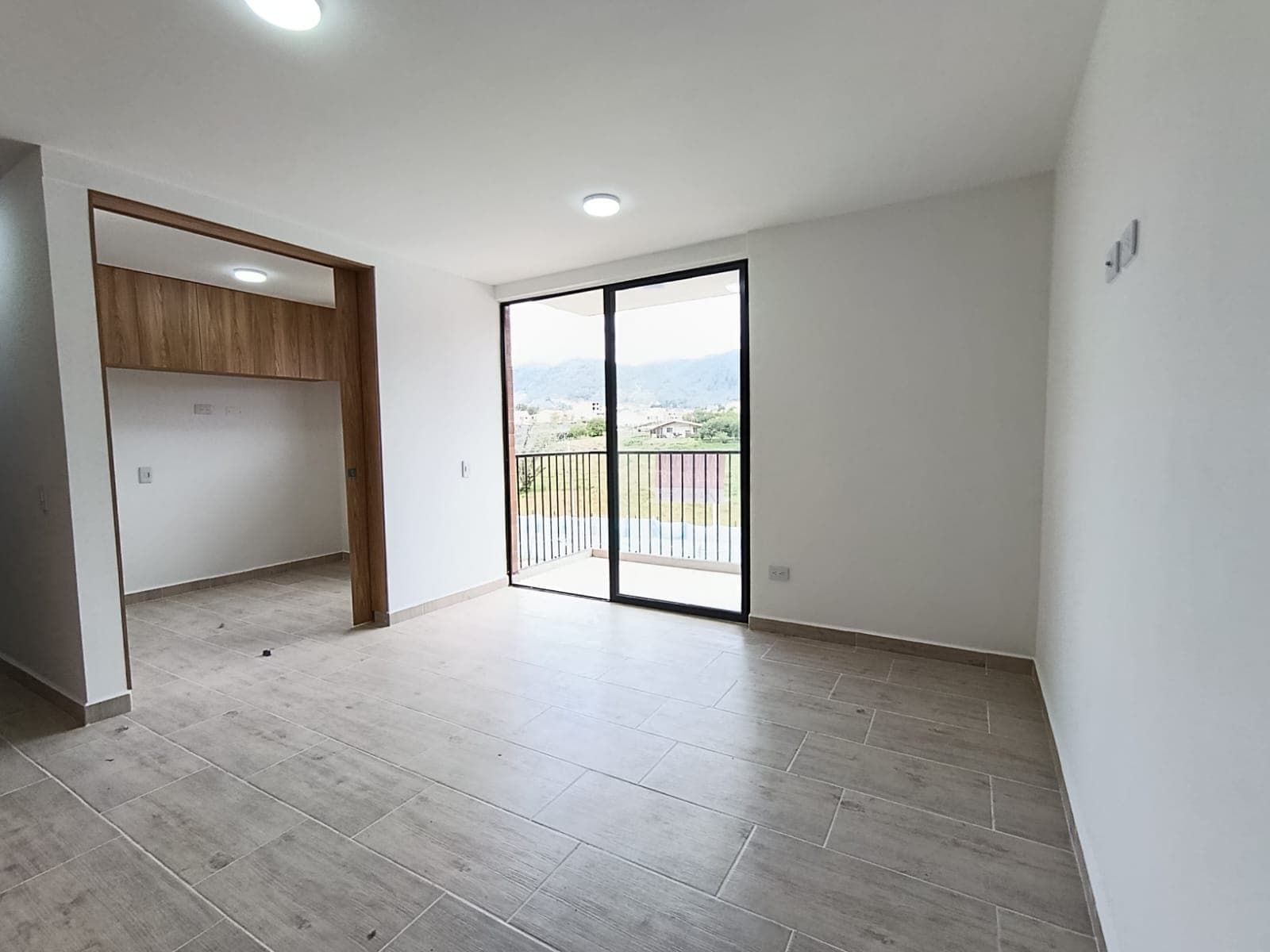 Apartamento en arriendo en El Carmen de Viboral — foto 3 de 8