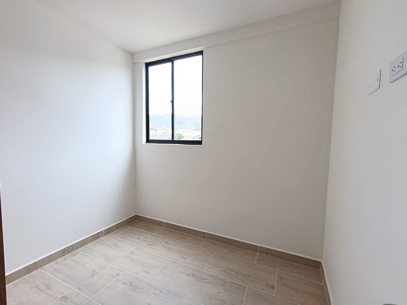 Apartamento en arriendo en El Carmen de Viboral — foto 5 de 8