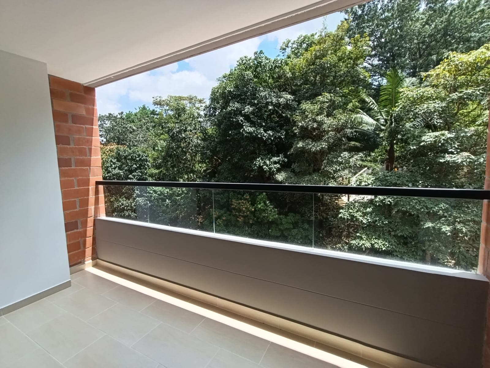 Apartamento en arriendo en Camino Verde, Envigado — foto 1 de 16