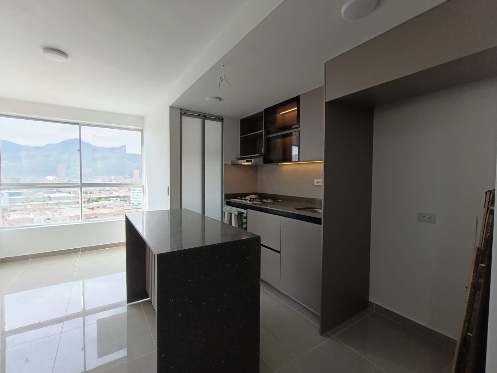 Apartamento en arriendo en Aliadas del Sur, Sabaneta — foto 2 de 18