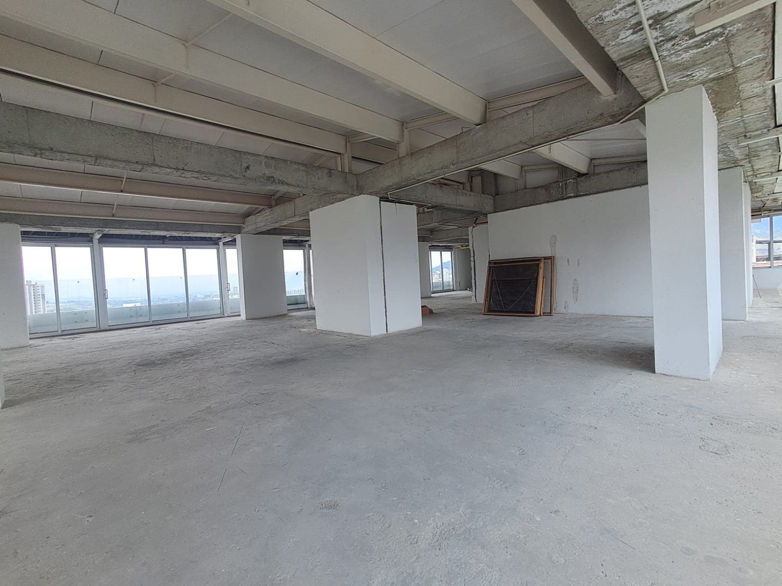 Oficina en arriendo en Alpes, Pereira — foto 1 de 8