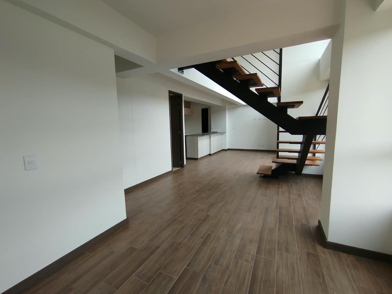 Apartamento en arriendo en El Retiro — foto 3 de 20