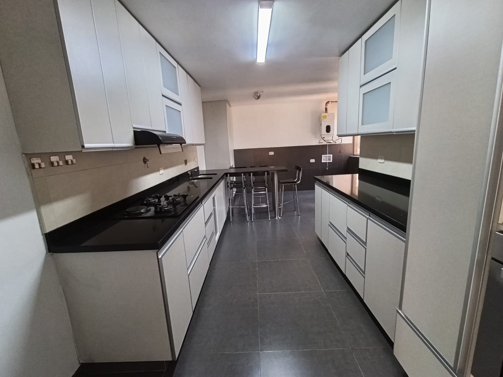 Apartamento en arriendo en Conquistadores, Laureles, Medellín — foto 5 de 20