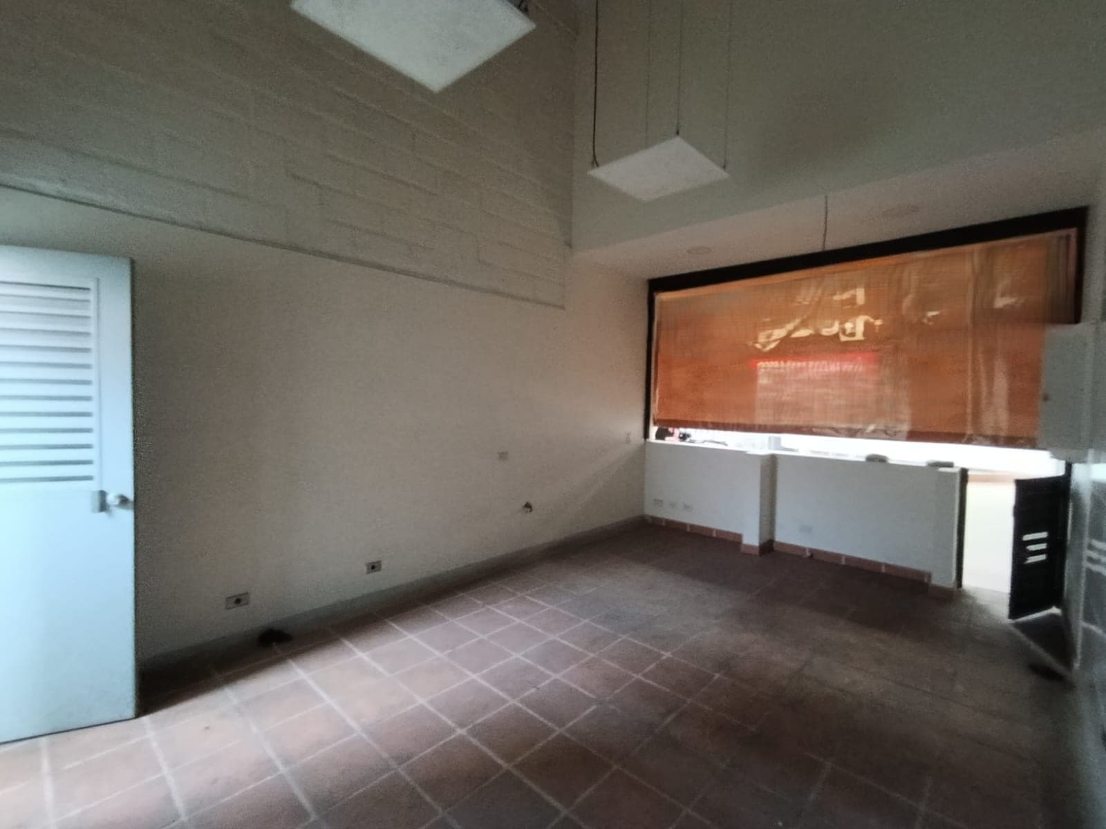 Local en arriendo en Centro Itagui — foto 4 de 12