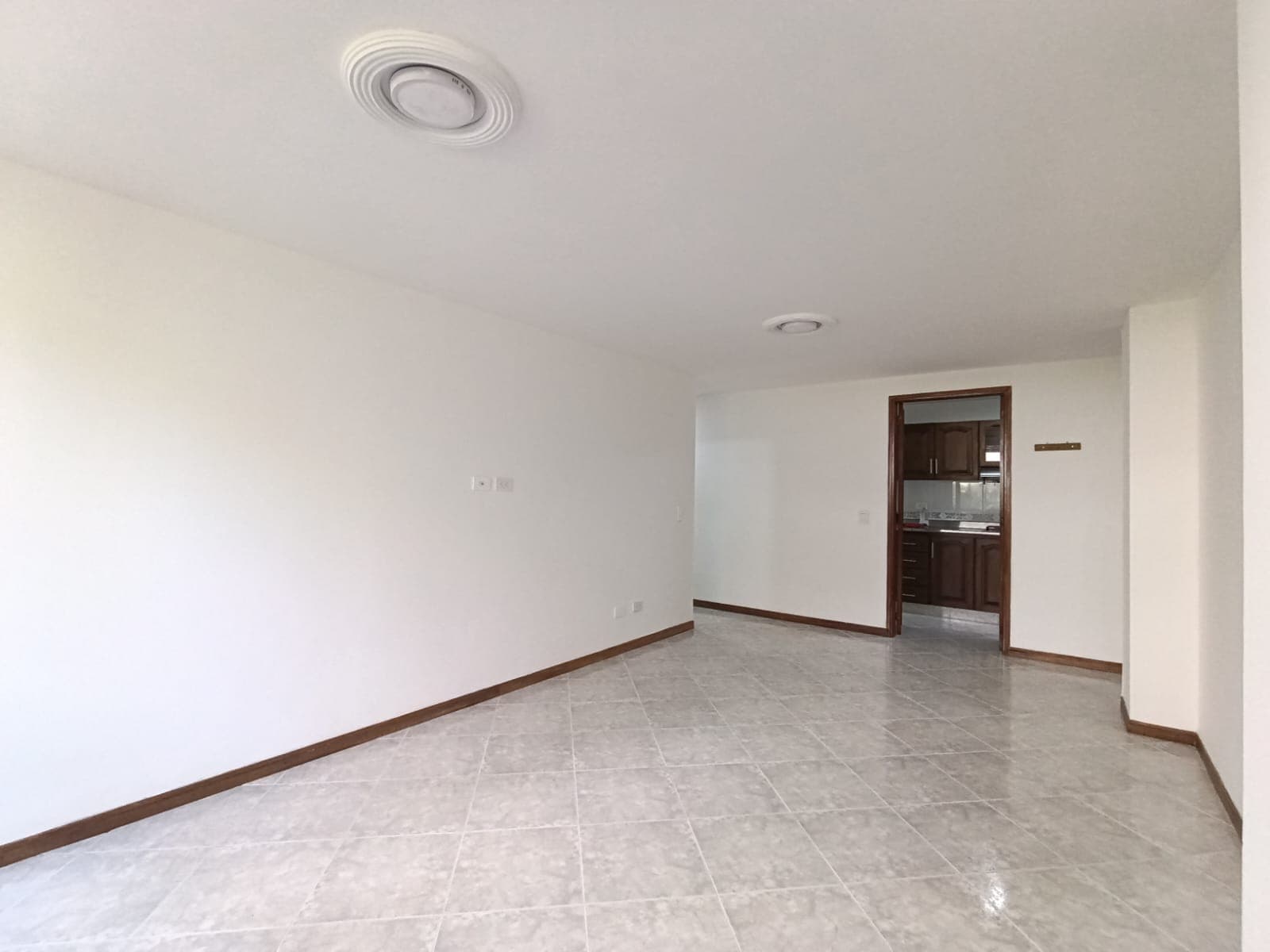 Apartamento en arriendo en Zuñiga, Envigado — foto 3 de 18