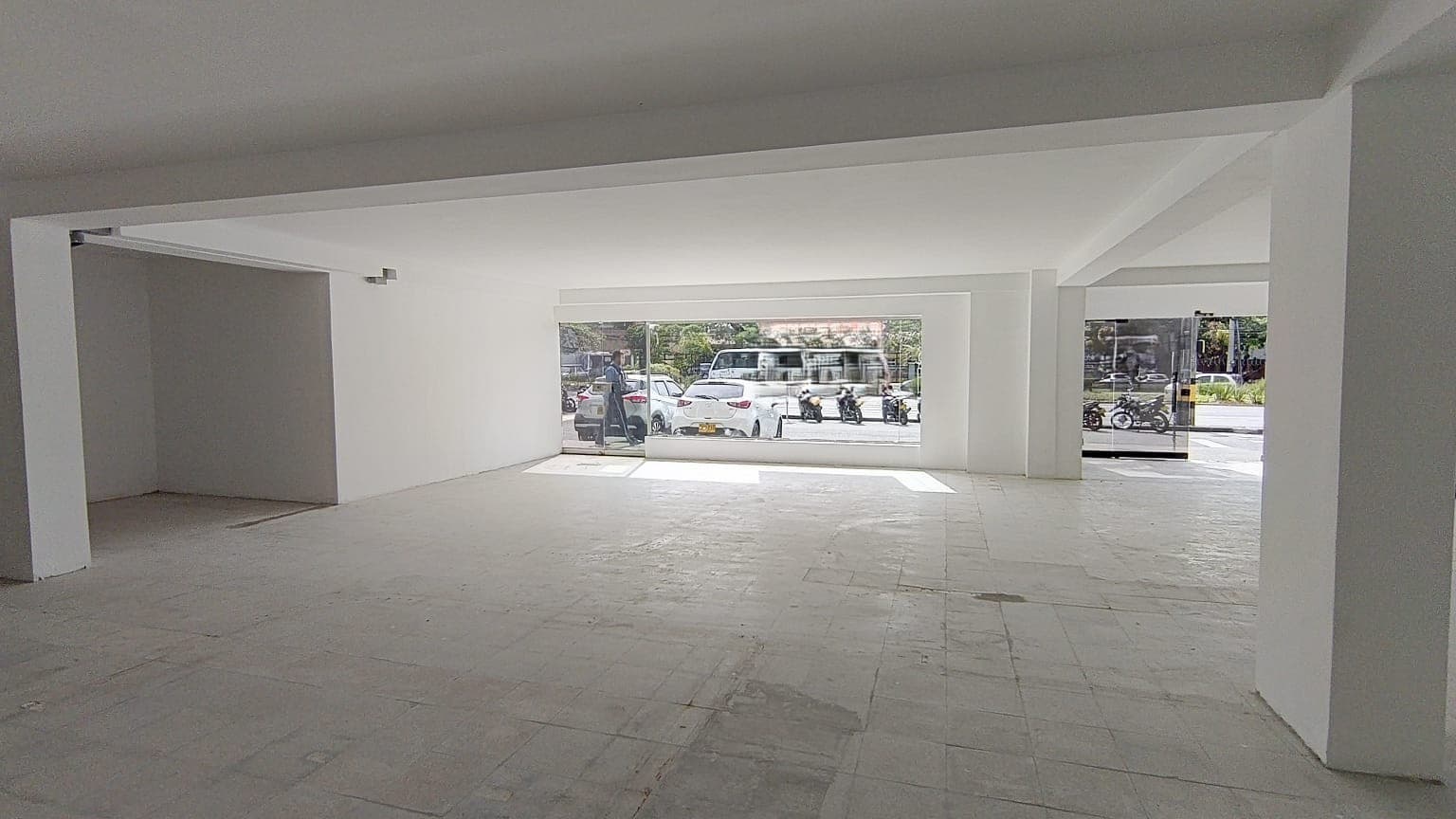 Local en arriendo en Guayabal, Medellín — foto 2 de 10