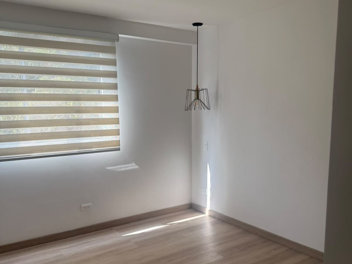 Apartamento en arriendo en Loma San José Sabaneta — foto 4 de 13