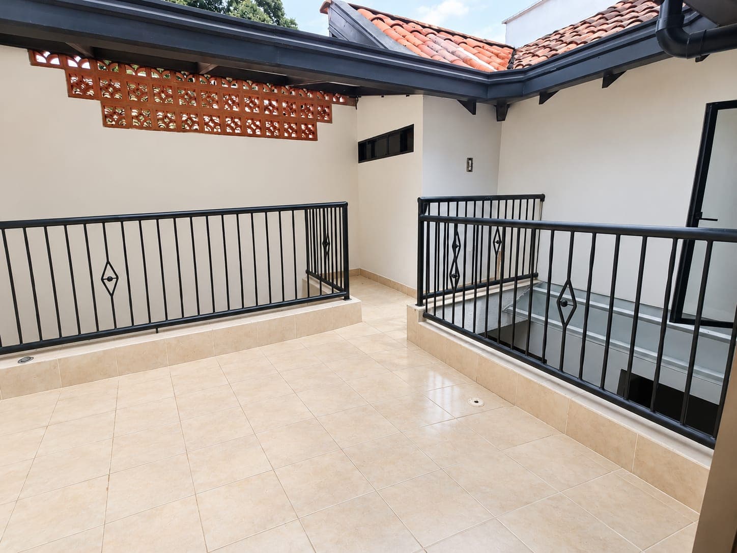 Casa Vivienda en arriendo en Villa Grande, Envigado — foto 1 de 20