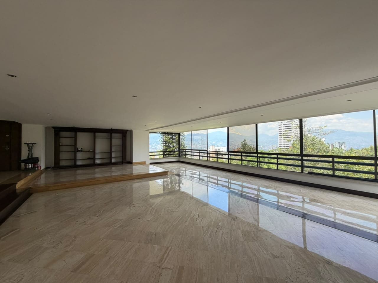 Apartamento en arriendo en San Lucas, El Poblado, Medellín — foto 1 de 20