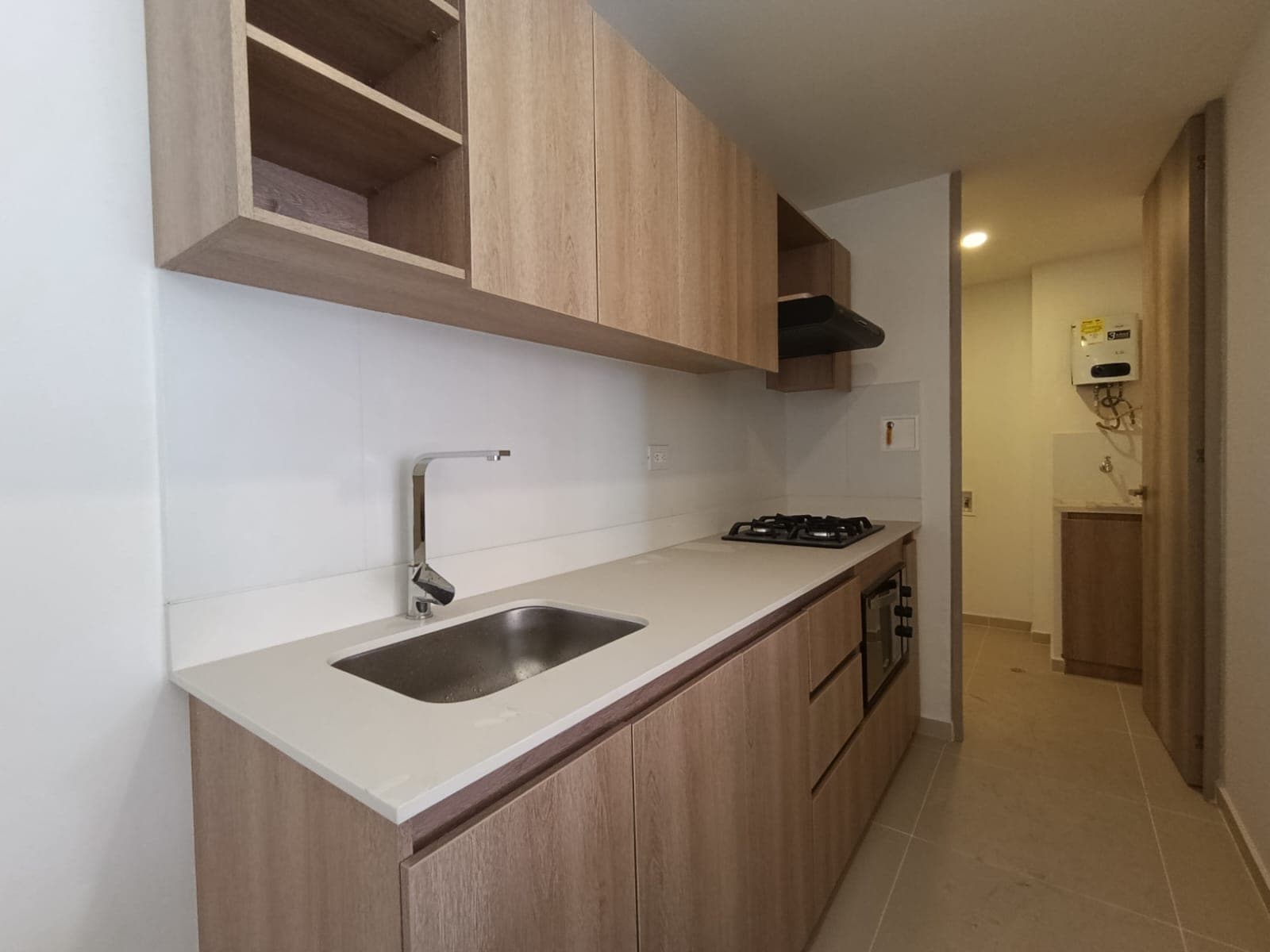 Apartamento en arriendo en Ciudad del Rio, El Poblado, Medellín — foto 3 de 20