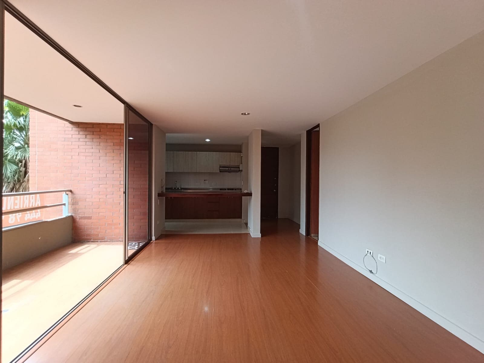 Apartamento en arriendo en Patio Bonito, El Poblado, Medellín — foto 4 de 14