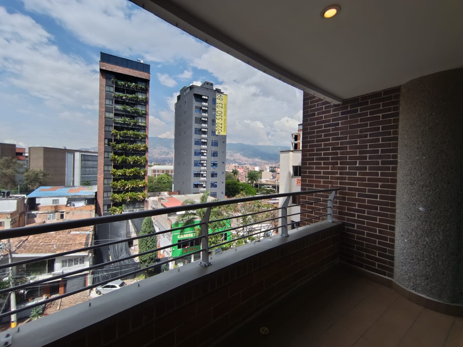 Apartamento en arriendo en Laureles Medellín — foto 2 de 18