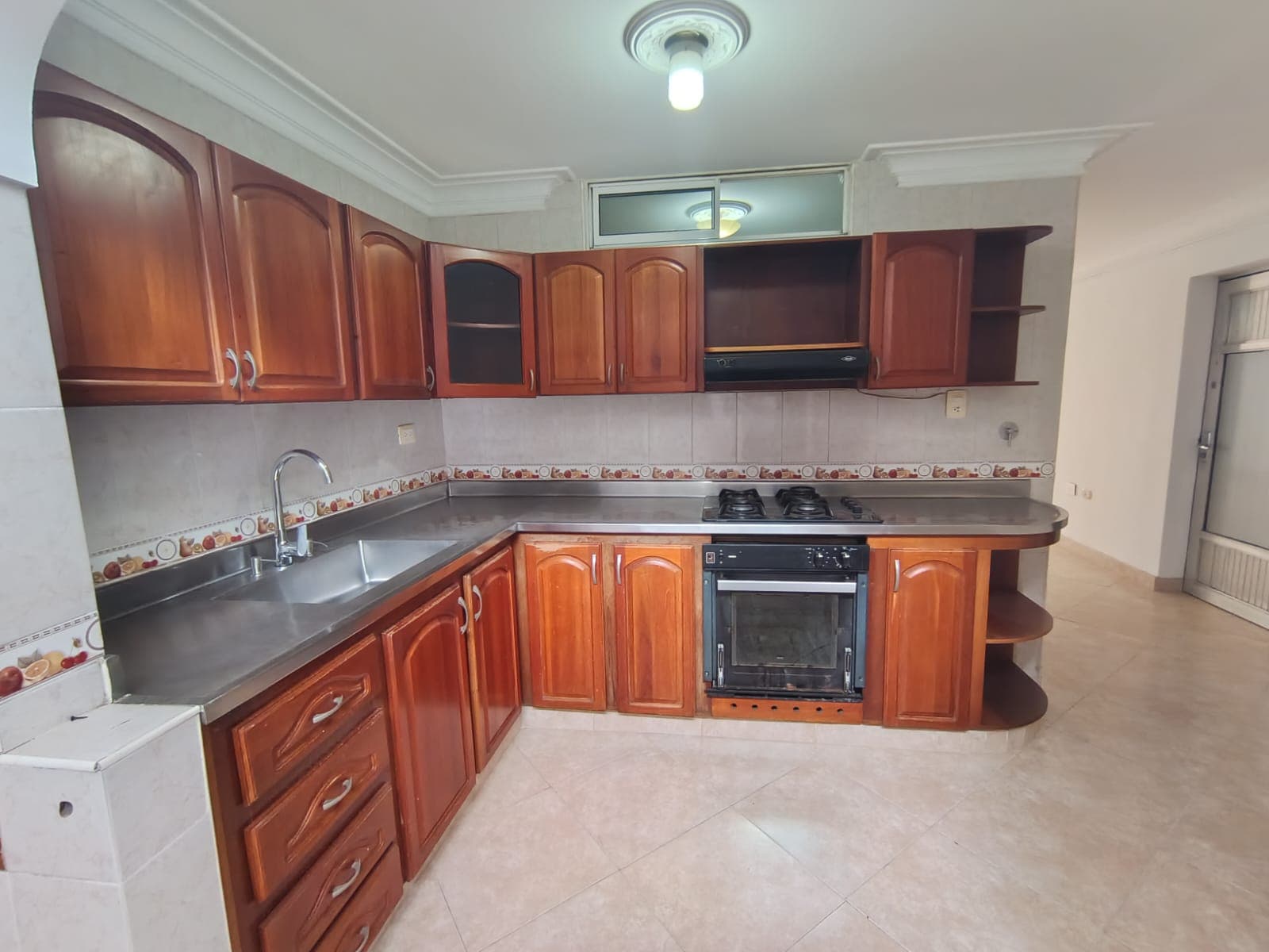 Apartamento en arriendo en Almería, La America, Medellín — foto 1 de 20