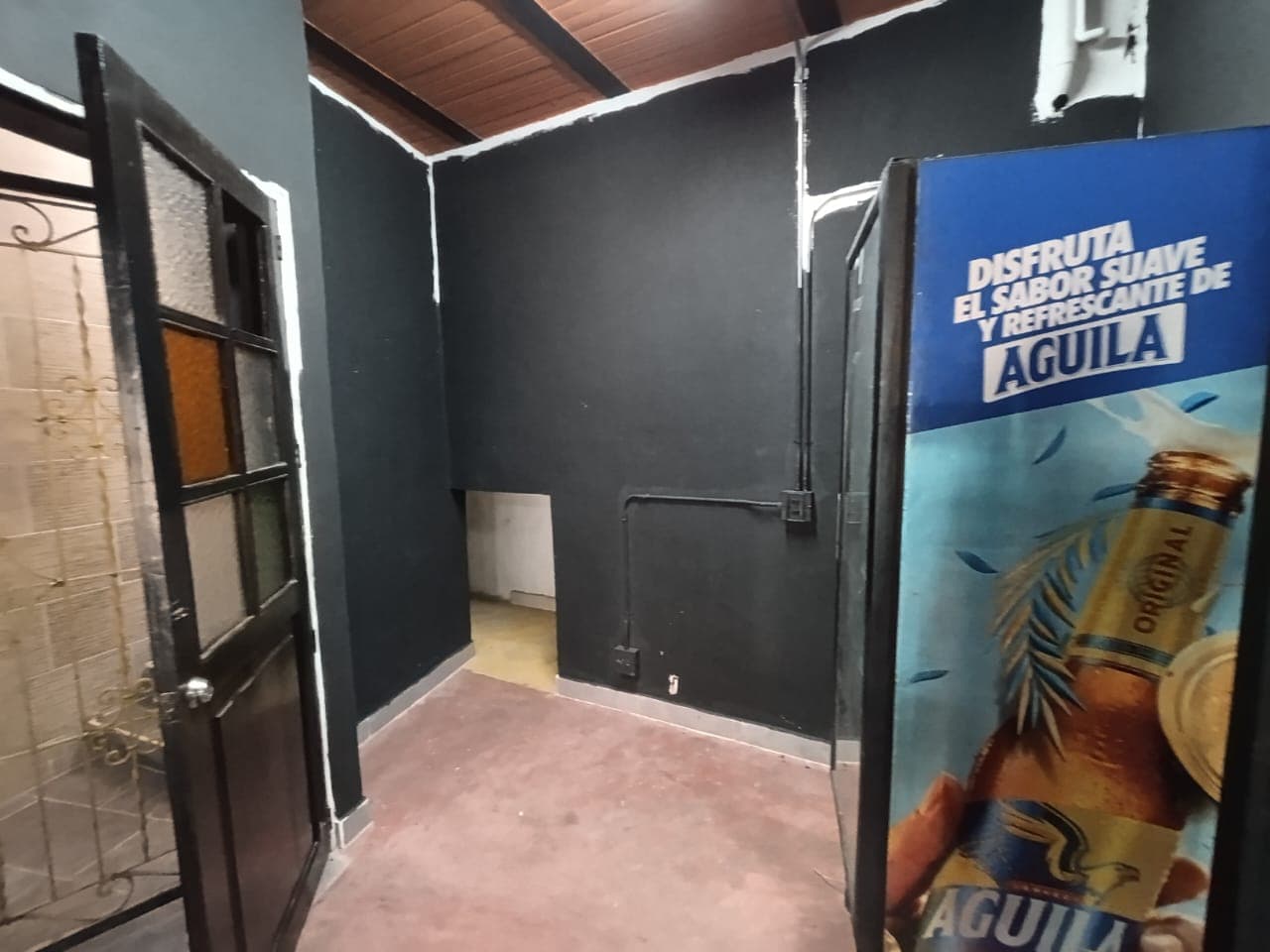 Local en arriendo en Manchester, Bello — foto 2 de 15