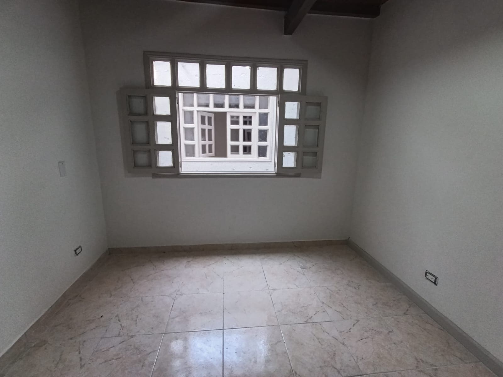Apartamento en arriendo en Rosales, Belen, Medellín — foto 1 de 20