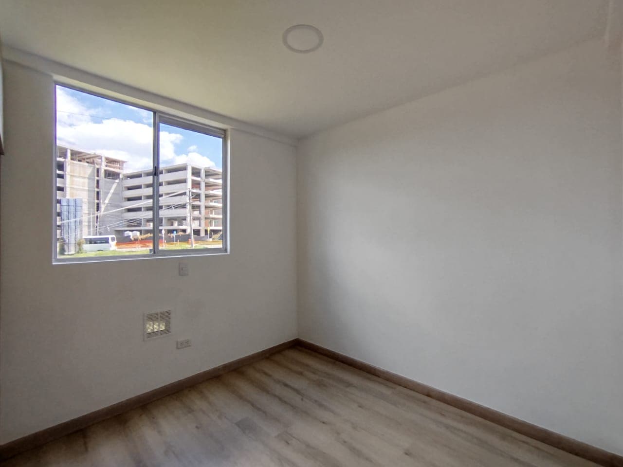 Apartamento en arriendo en Fontibon, Rionegro — foto 3 de 12