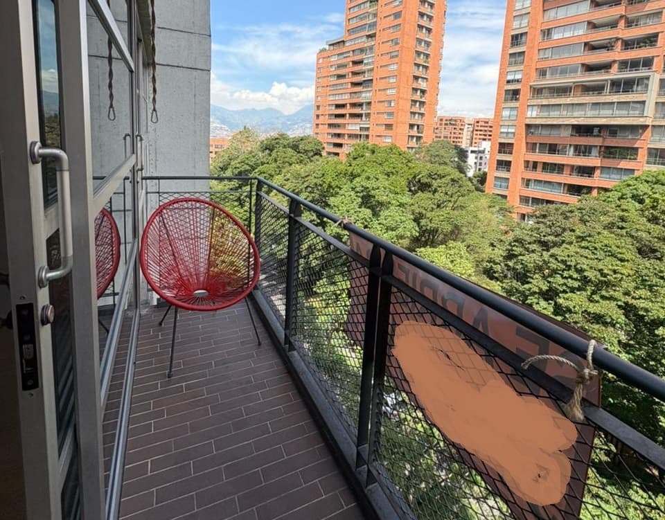 Apartaestudio en arriendo en El Poblado, Medellín — foto 2 de 11
