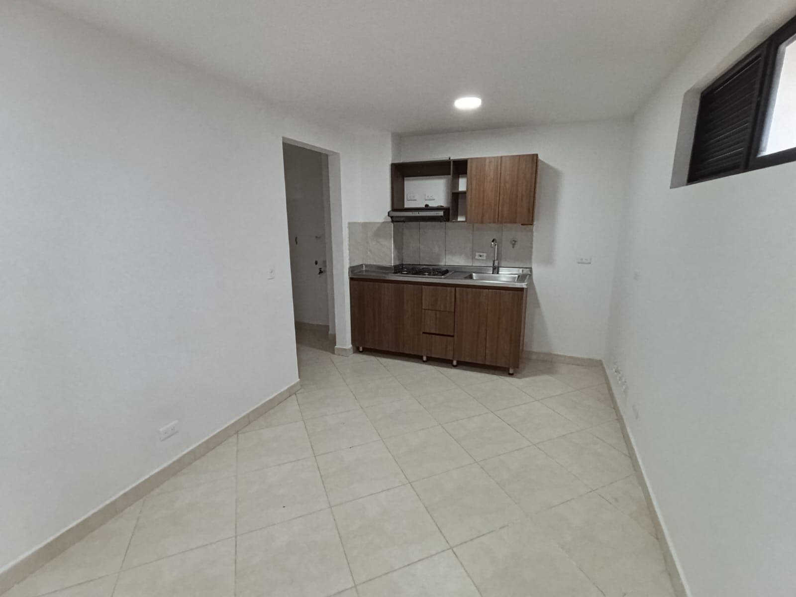 Apartamento en arriendo en Boston, Centro, Medellín — foto 2 de 12