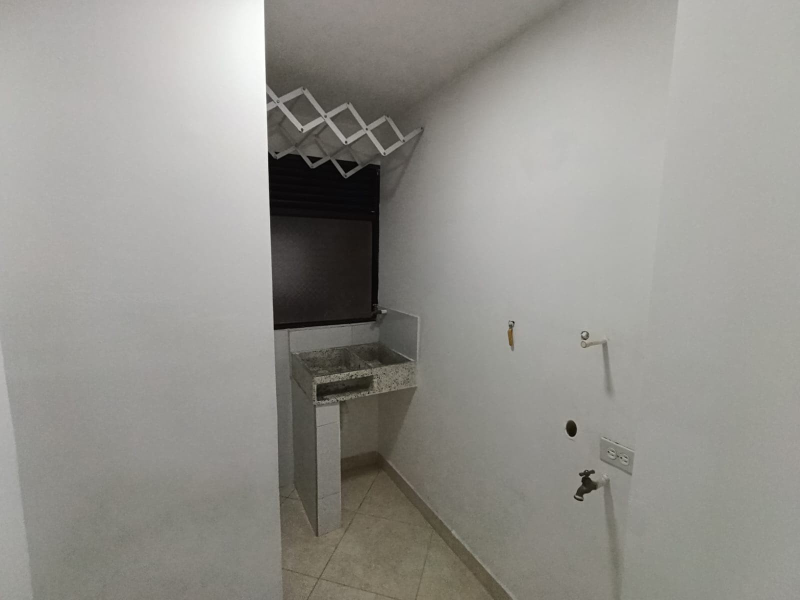 Apartamento en arriendo en Boston, Centro, Medellín — foto 3 de 12